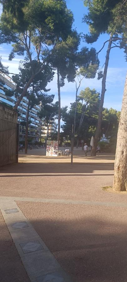 Chez Chantal 3 Chambres Au Centre Touristique De Salou Avec Garage Eksteriør billede