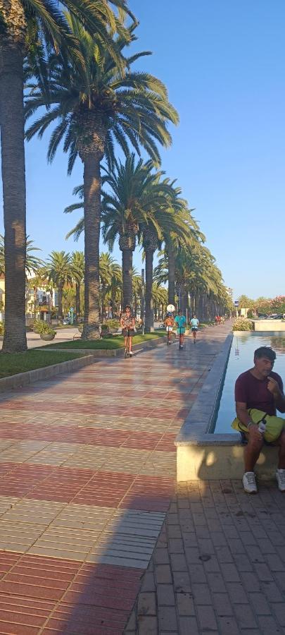 Chez Chantal 3 Chambres Au Centre Touristique De Salou Avec Garage Eksteriør billede