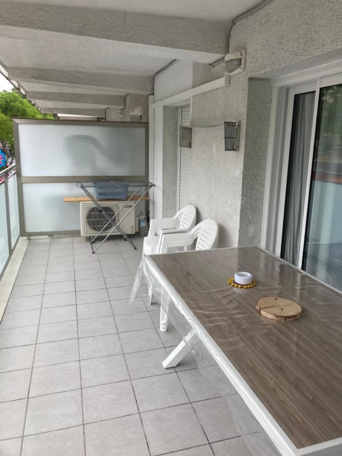 Chez Chantal 3 Chambres Au Centre Touristique De Salou Avec Garage Eksteriør billede