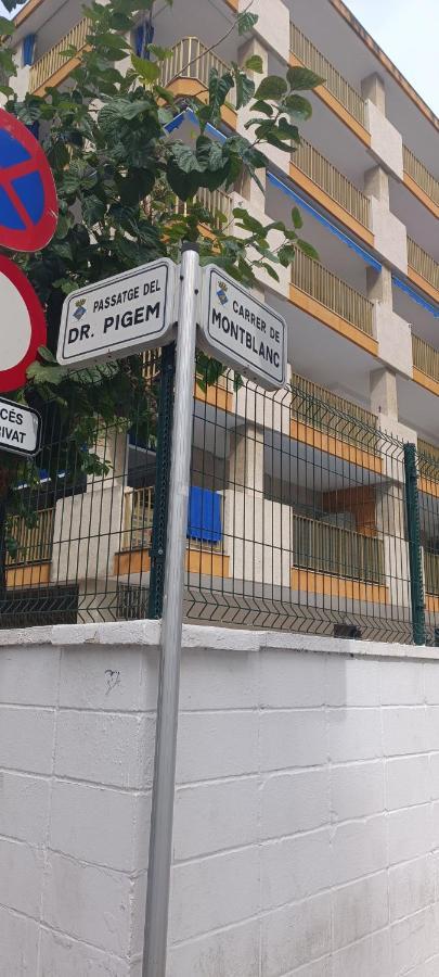 Chez Chantal 3 Chambres Au Centre Touristique De Salou Avec Garage Eksteriør billede
