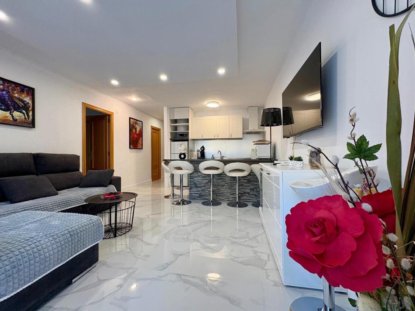 Chez Chantal 3 Chambres Au Centre Touristique De Salou Avec Garage Eksteriør billede