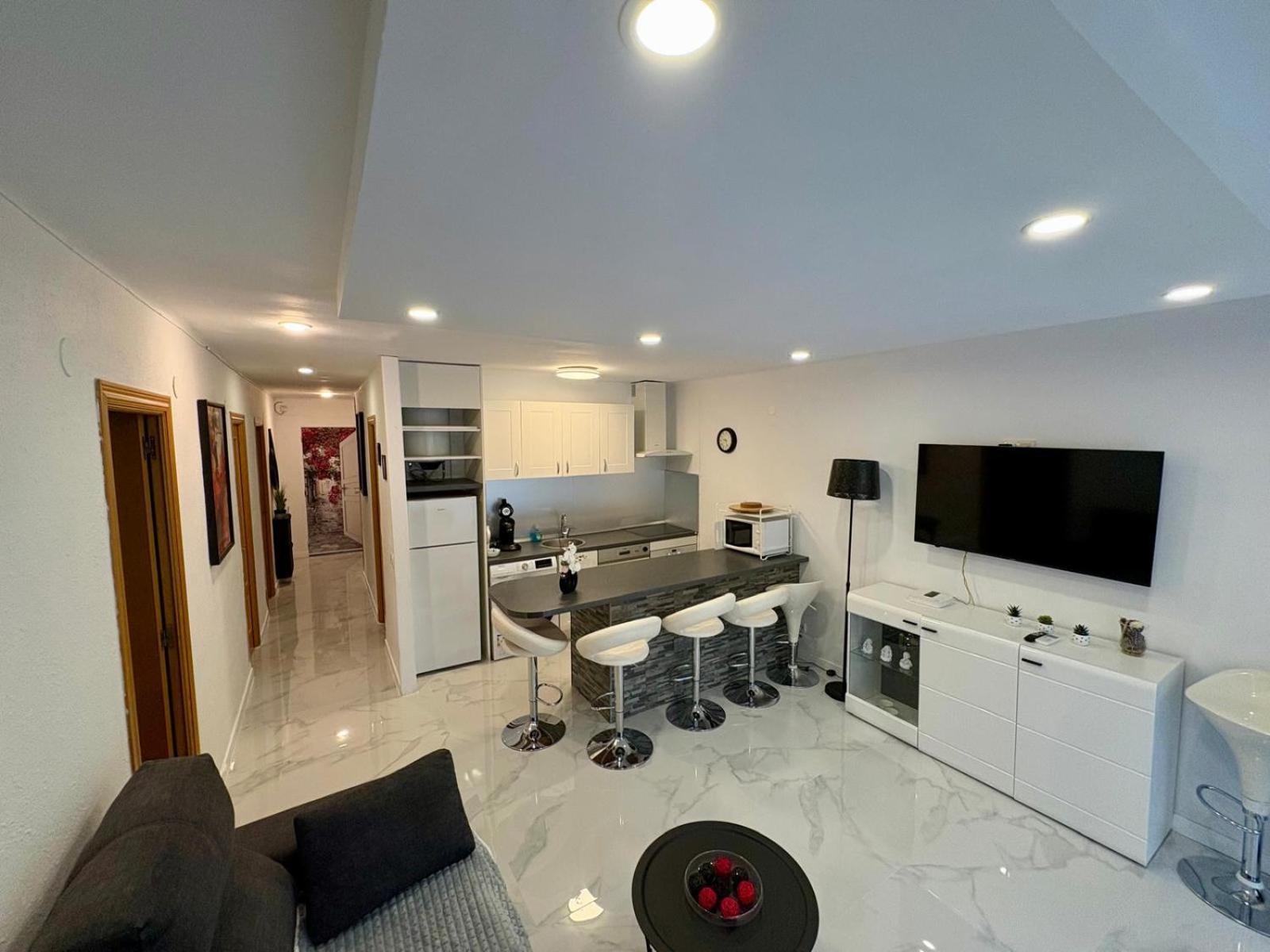 Chez Chantal 3 Chambres Au Centre Touristique De Salou Avec Garage Eksteriør billede